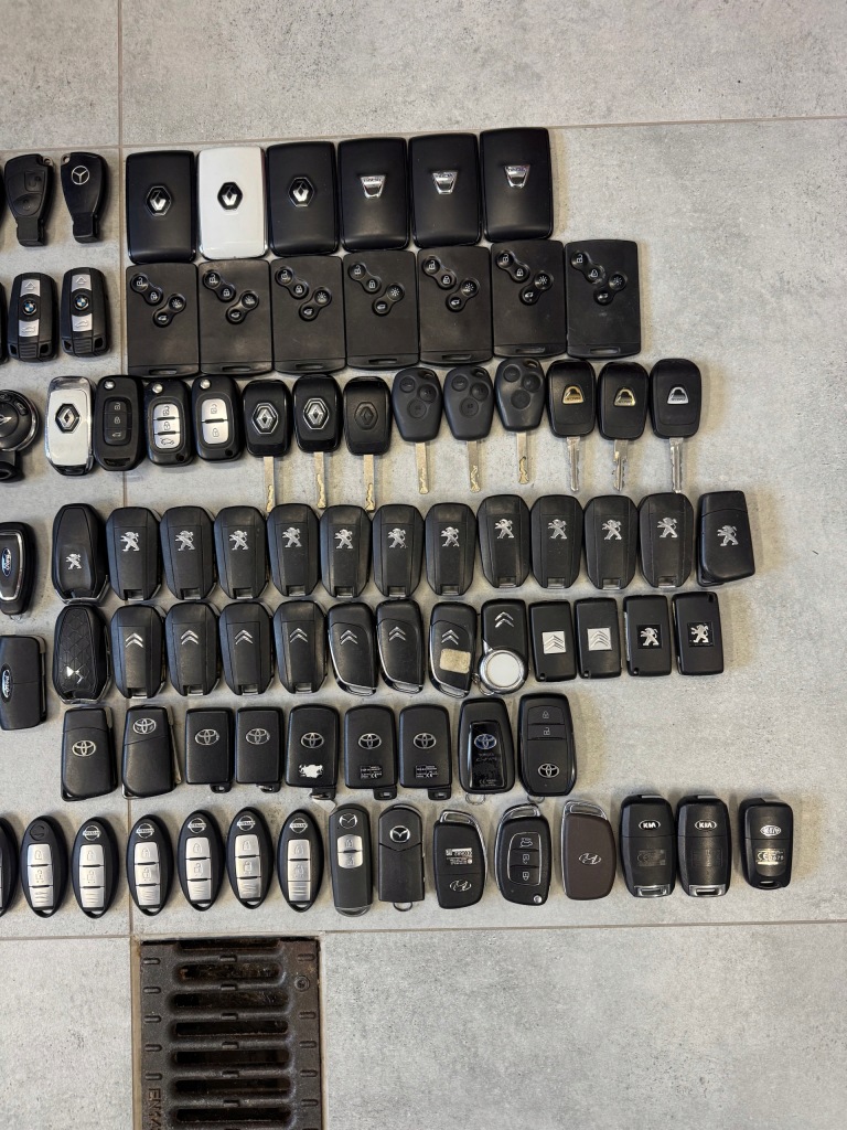 фото №8, Ключ toyota yaris auris prius avensis rav4 hilux