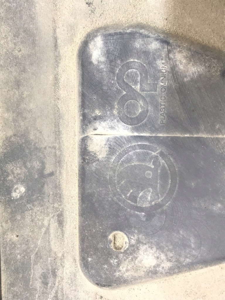 Купити Superb 3 3v0 15-19 спойлер накладка низ  бампера накладка-спойлер 3v0807061