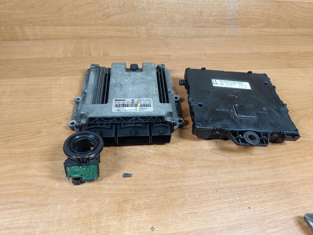 фото №1, Бортовий комп'ютер набір стартовий renault master iii 2,3 dci 2281017977