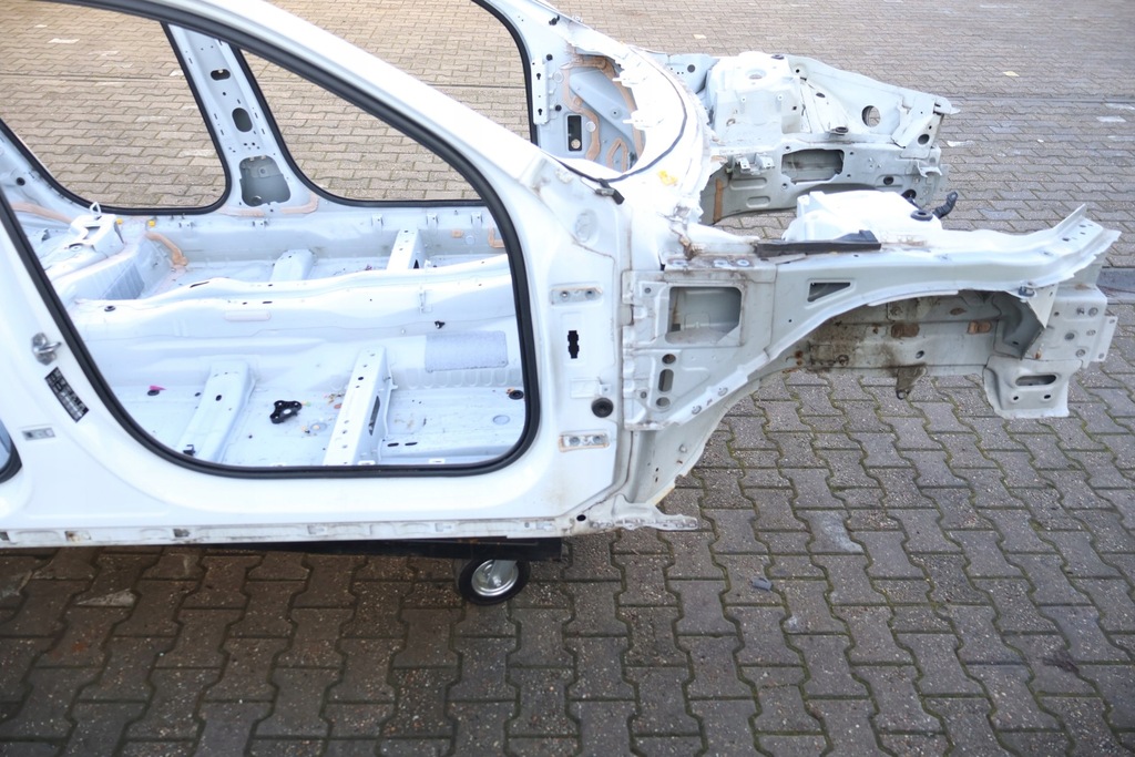 фото №1, Volvo v90 ii чверть права перед 707