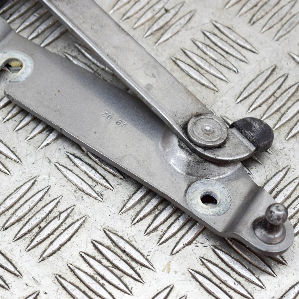 фото №5, Audi a4 s4 b6 8e 8h 2003 правая сторона петля крышки задний багажника