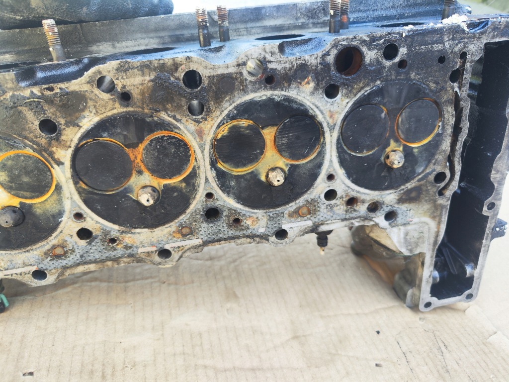 Mercedes 300d w124 3,0d головка 300 дизель om603 Недорого