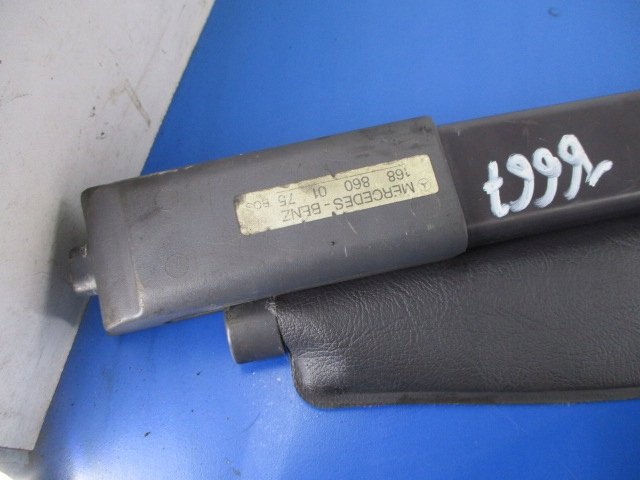 фото №5, Mercedes w168 шторка засувка багажника