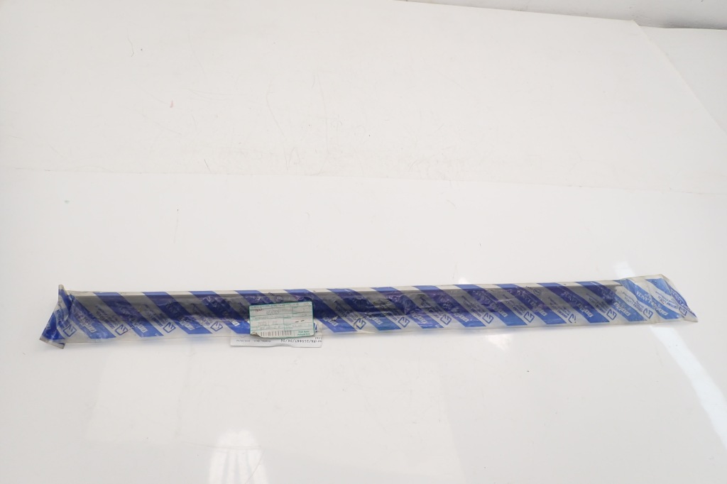 Fiat brava 95-01 ori прокладка стекло правый перед Недорого