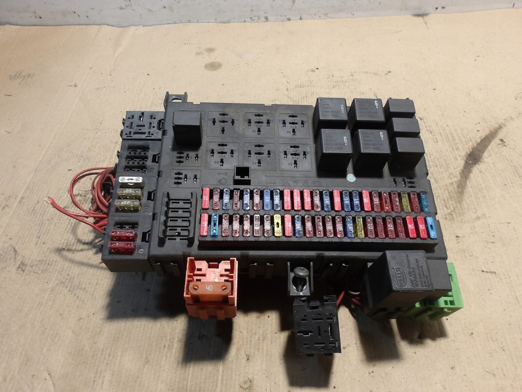 фото №1, Коробка запобіжників daf xf 105 1046 158751