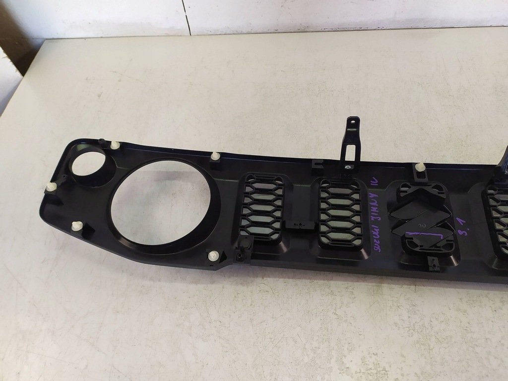 фото №11, Suzuki jimny решётка радиатора решётка радиатора бампер перед 7211178r0