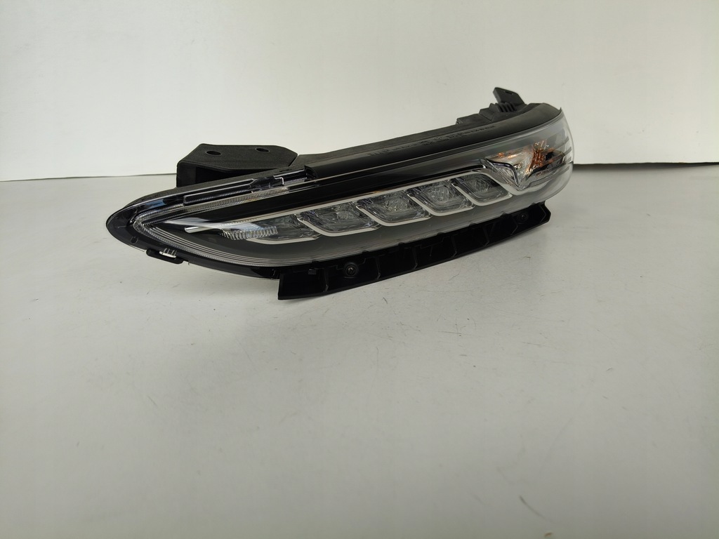 фото №1, Новый противотуманная фара левый hyundai kona 17-