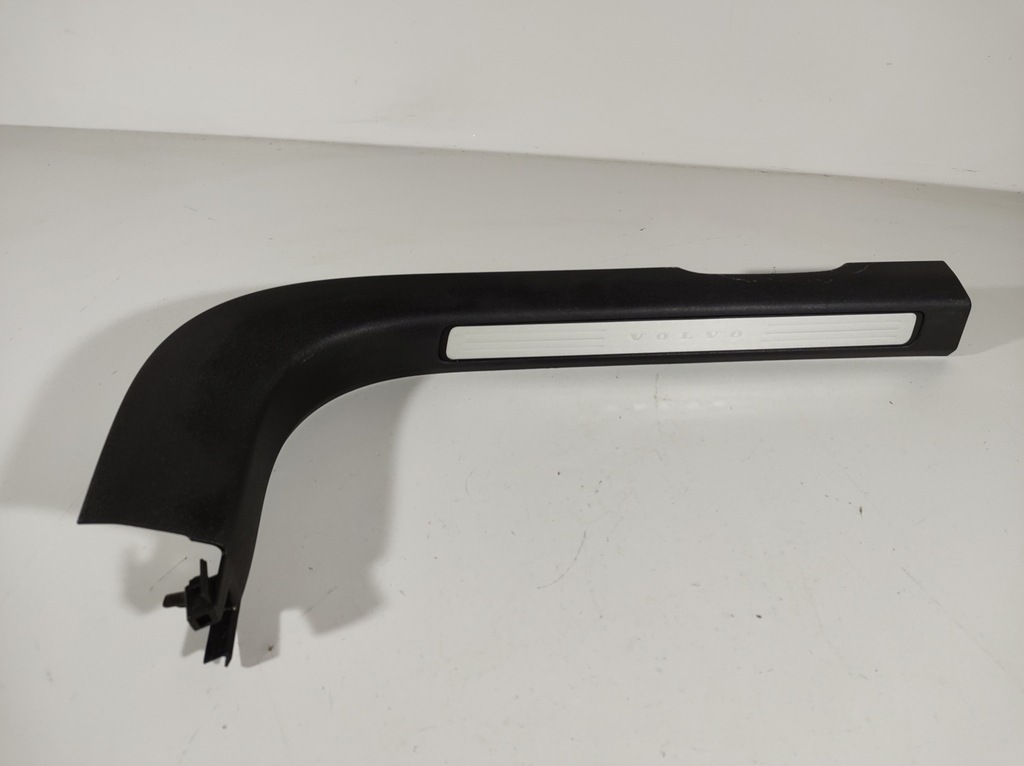 фото №1, Volvo v60 18r- молдинг накладка порог левая