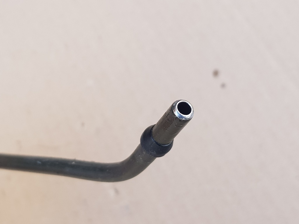 фото №10, Шланг циліндр зчеплення / audi a2 1.4 tdi amf 75km / 8z1721465e / справний
