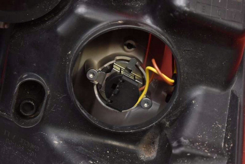 фото №9, Фара левый лампа перед uk 162981-00 citroen c4 picasso 1 i lift 06-13