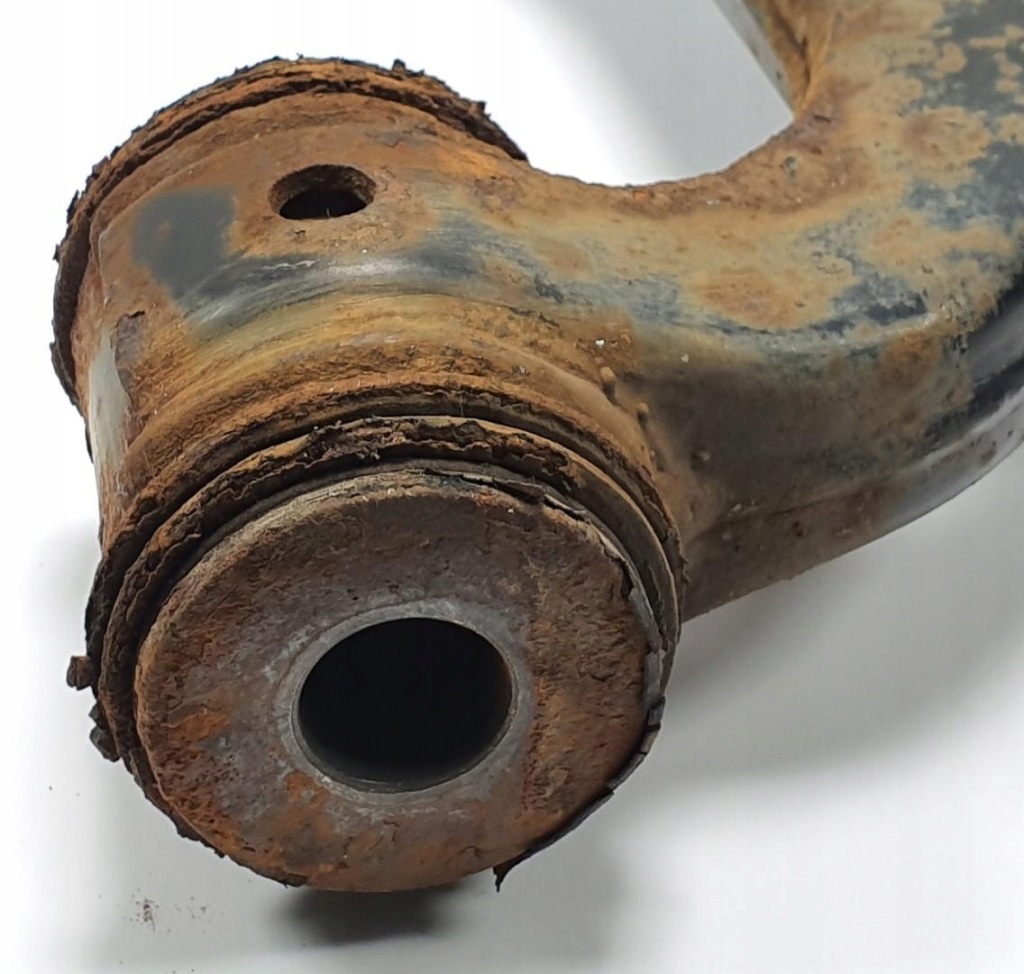 Рычаг левый передний перед mercedes w245 a1693300307 с Разборки