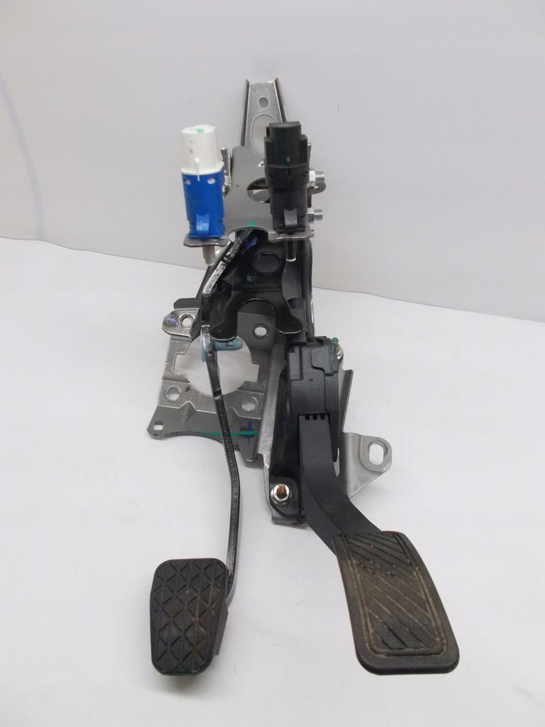 фото №1, Ford ecosport педаль газа тормоза