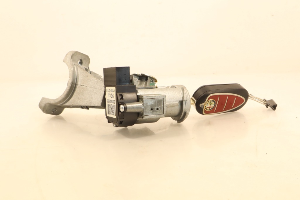 Замок запалювання alfa romeo giulietta 2.0jtd Недорого