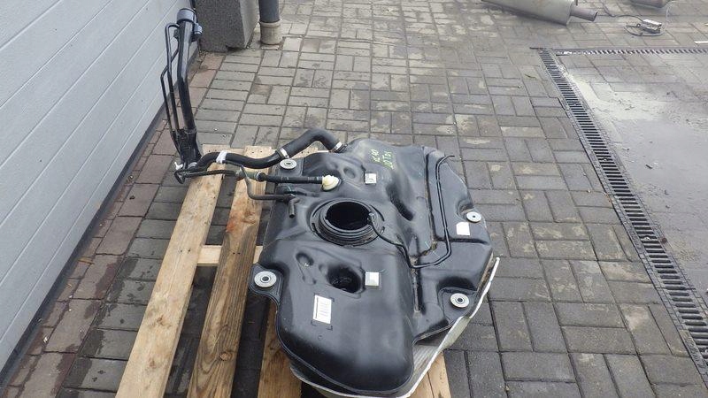 фото №2, Бак bak пального труба заливна горловина volvo xc40 2.0 tdi