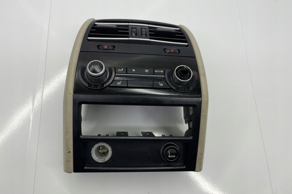 фото №12, Задня решітка вентиляційна bmw 7 f01, f02 9118249 3.0l дизель 180kw 2009