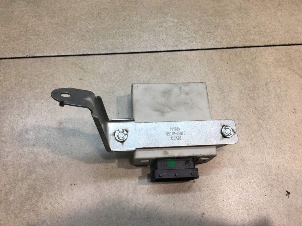 фото №4, Реле дворник toyota avensis t25 150.696