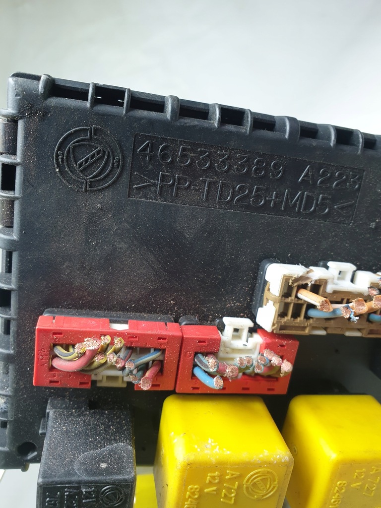 фото №5, Коробка предохранителей fiat bravo 4653389