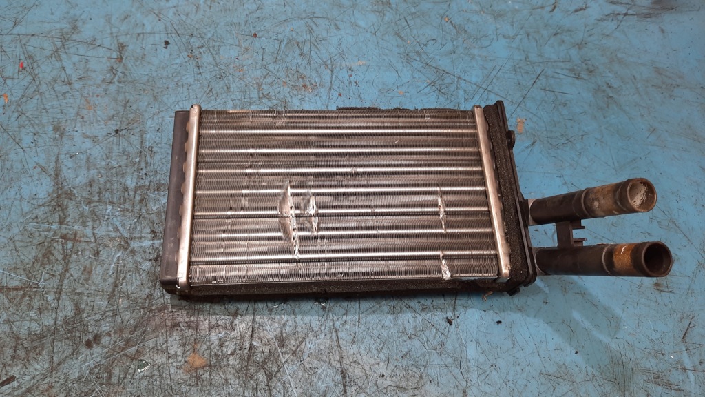 фото №1, Радіатор обігрівача vw passat b5 1.9d 8d1819031b