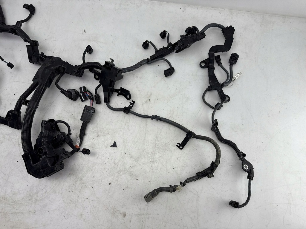 фото №7, Toyota yaris cross 2023 с передний жгут трубопровод двигателя