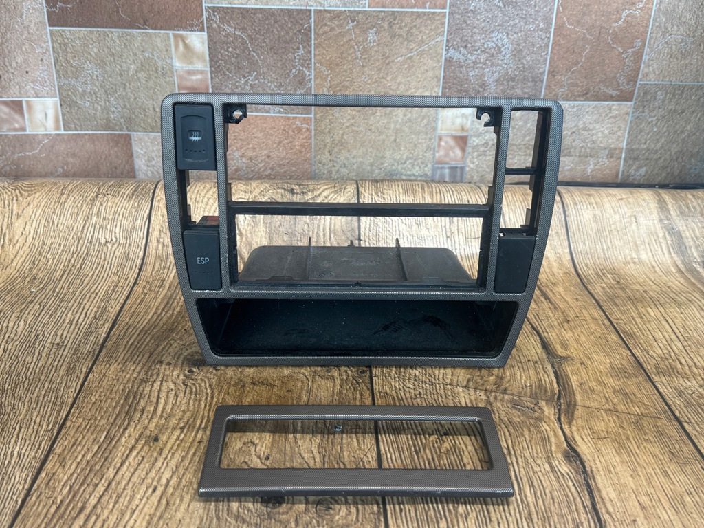 фото №1, Рамка 1 din passat b5 карбон карбон радио консоль /