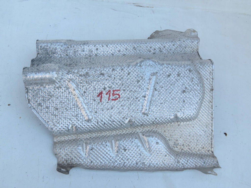 Купить Защита тепловая mercedes cls w218 a2126823571