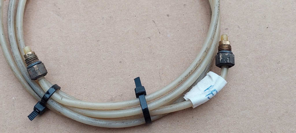 фото №5, Mercedes w220 шланг airmatic низ балка