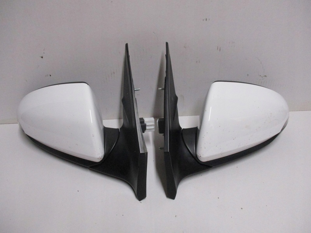 фото №10, Hyundai i20 1 i lift 12-14r направляющая бампера левый перед передний 86563-1j500