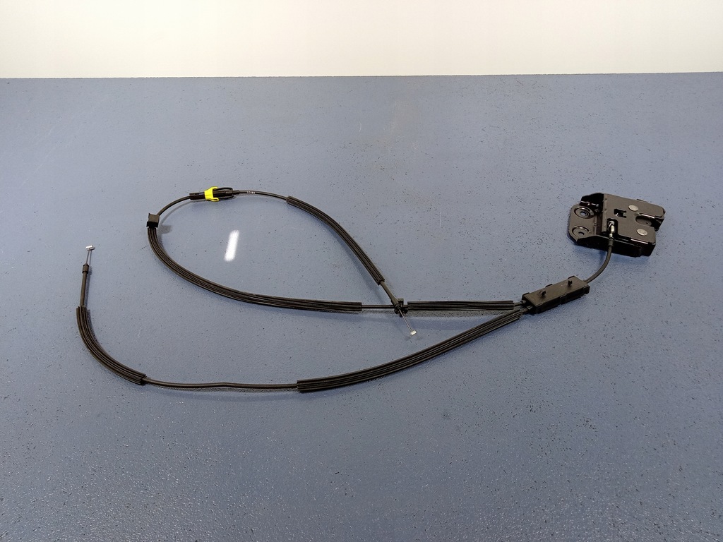 фото №1, Alfa romeo stelvio qv замок крышки правый задняя