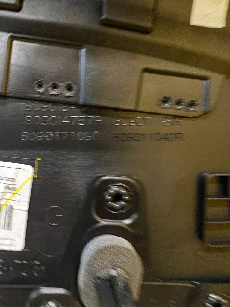 фото №9, Обшивка оббивка двері лівий перед dacia sandero iii 2023r