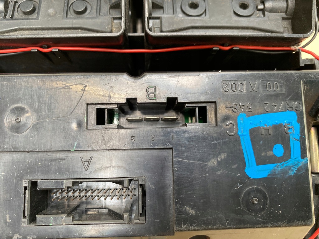 фото №13, Панель обдув кондиціонера задня audi a8 d3 задній молдинг 4e0919158d