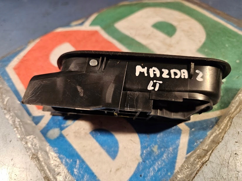 фото №4, Ручка внутренняя левый задняя задняя mazda 2 ii