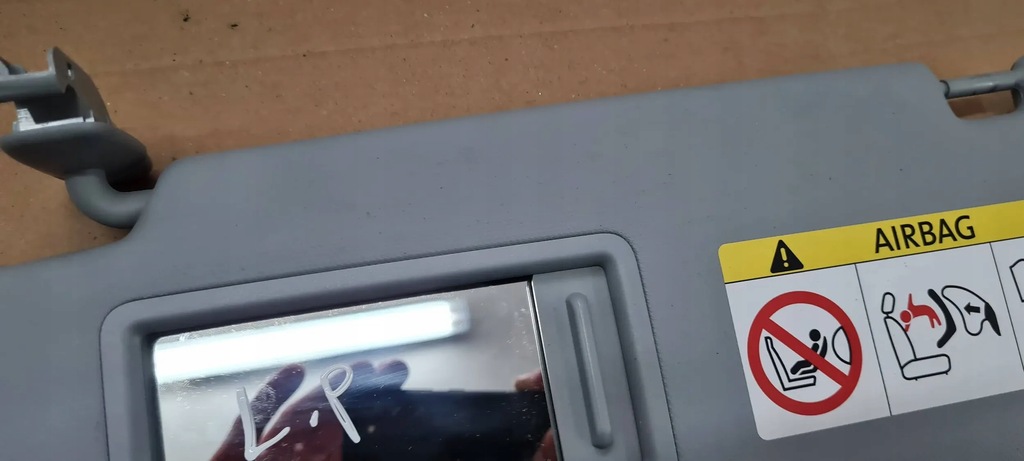 фото №8, A4 b9 8w козырёк защита солнцезащитная левая левый перед 8v5857551t a5 8w