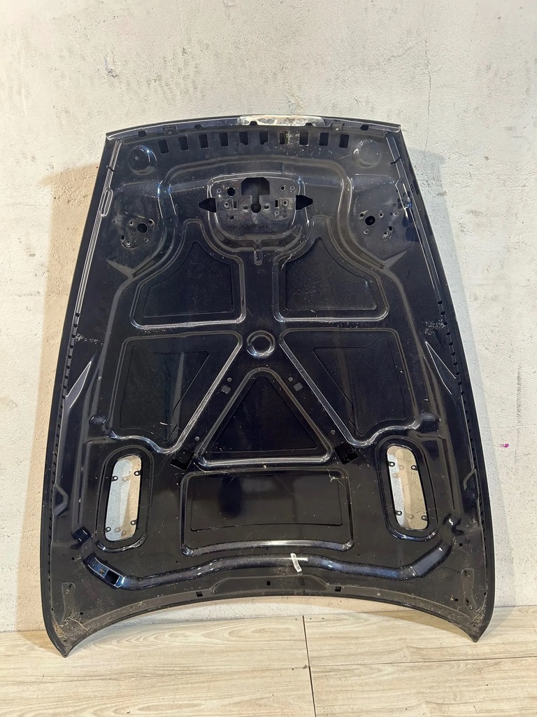 фото №7, Aston martin rapid капот передня