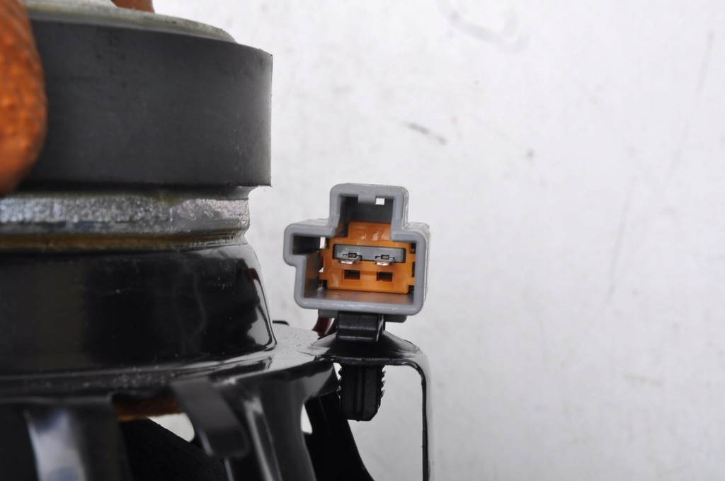 фото №16, Volvo c70 ii динаміки dynaudio комплект