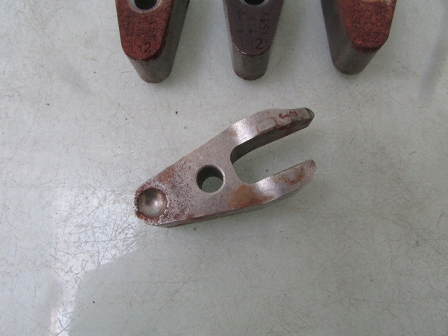 фото №1, Q50 2.2d 14r крепление впрыска кронштейн mercedes cdi