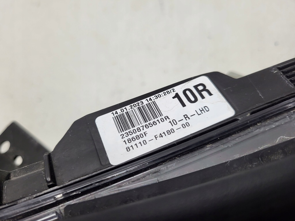 фото №8, Toyota c-hr chr lift лампа led перед правая 81110-f4180