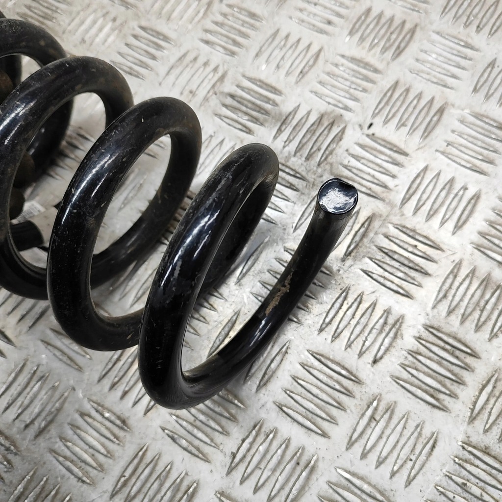 фото №7, Kia ev6 2023 ліва сторона пружина задня