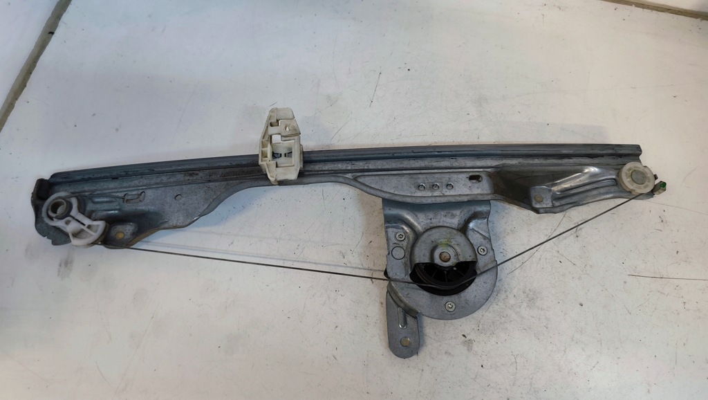 фото №2, Подъемник стекло правый перед 2pin renault modus 118242