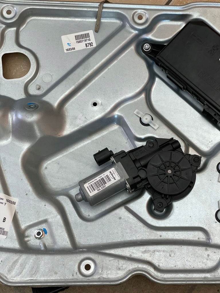 фото №3, Модуль дверь alfa romeo оригинальный номер 50504213 + полный оборудование