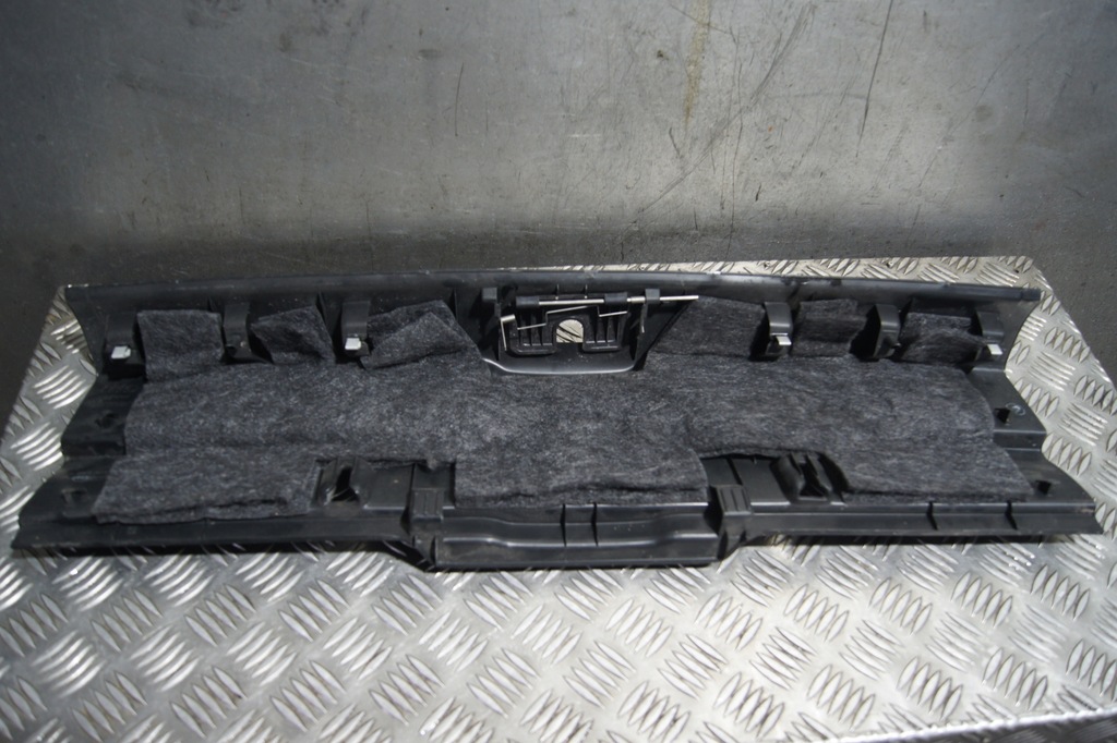 фото №16, Молдинг поріг багажника - audi a3 8v 5d 13-20