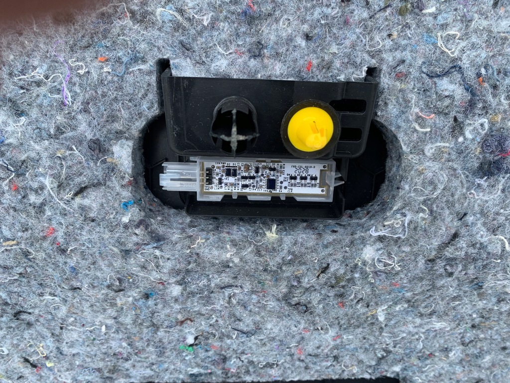 фото №6, Ford escape mk4 iv 2020- захист оббивка задній кришки багажника