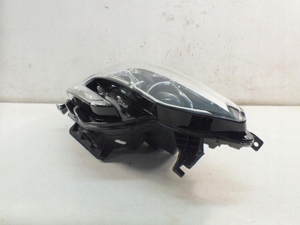 Renault megane iv фара праві оригінал Оригінал