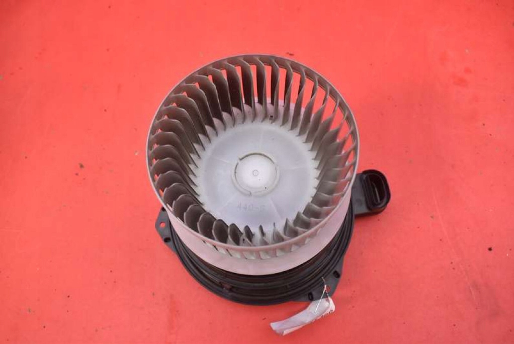 фото №1, Повітродувка вентилятор обдув eu 5610t2 toyota corolla e21 19-