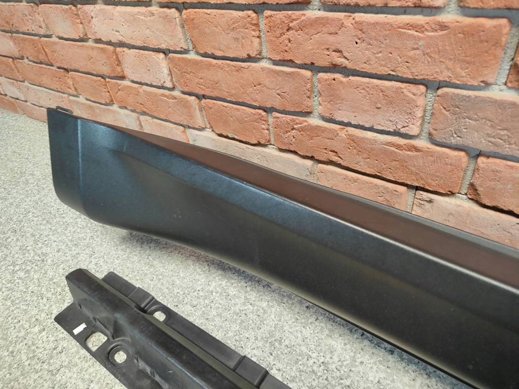 Bmw x6 e71 молдинг накладка поріг права поріг правий + напрямна 7176234 Ціна