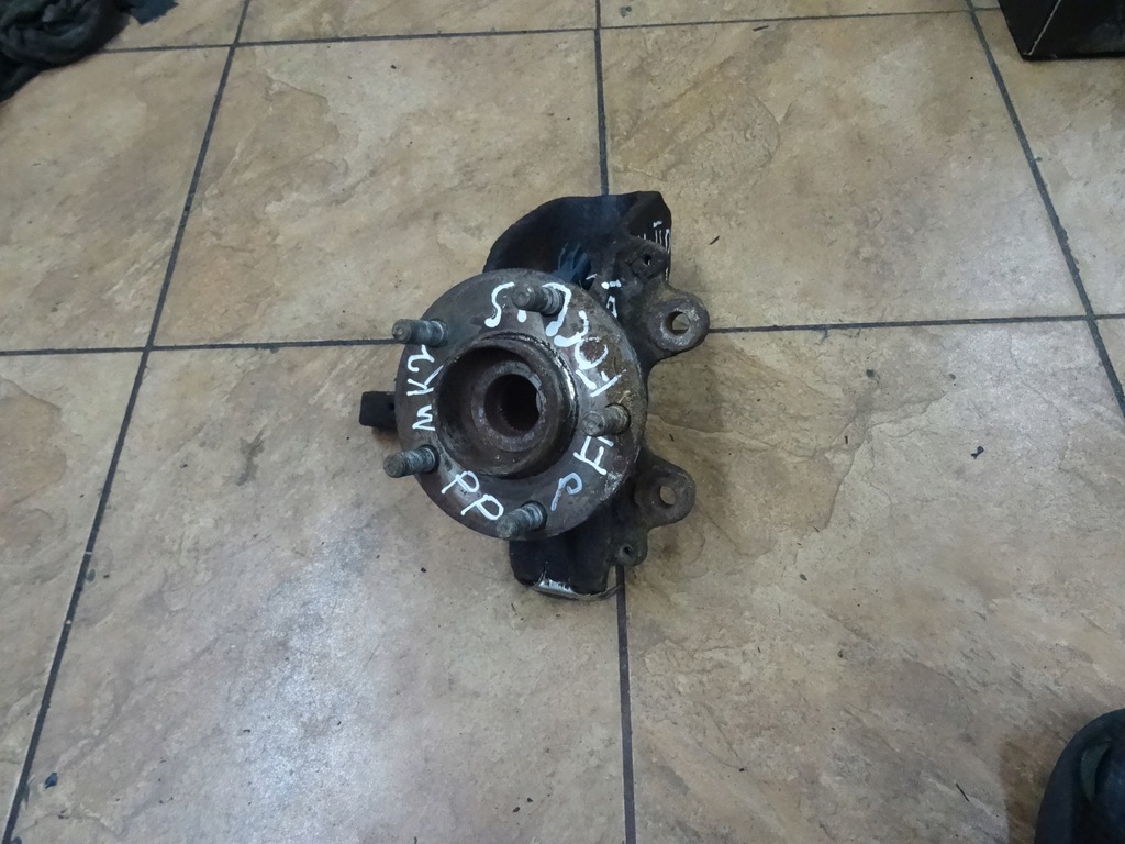 фото №7, Focus mk2 1.6 поворотний кулак правий перед