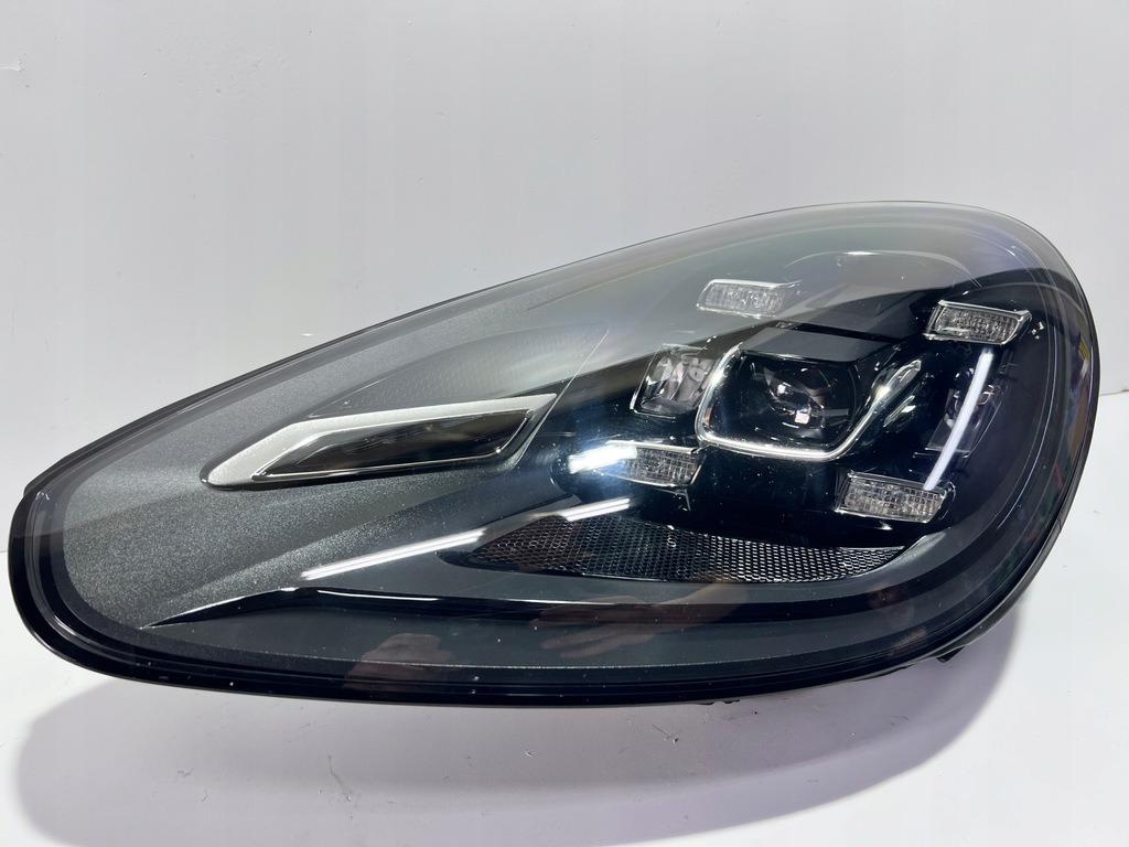 фото №5, Porsche cayenne lift 7p5 full led matrix лампа