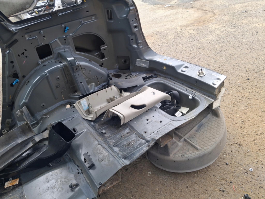 Fiat freemont 11- pas задний поддон задняя пол в Украине