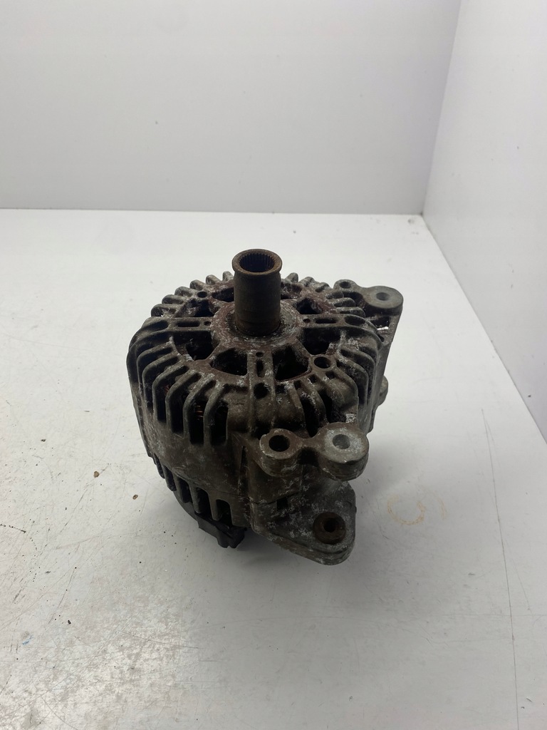 фото №4, Audi a4 b7 2.0 tdi генератор 06f903023h