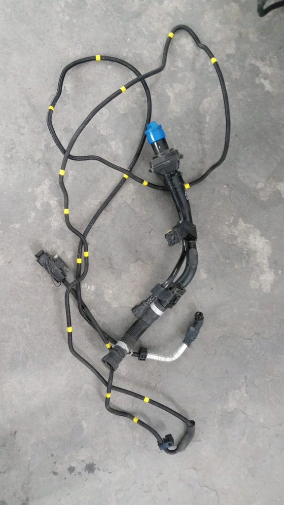 фото №1, Заливная горловина adblue hyundai santa fe iv 2.2 super состояние!