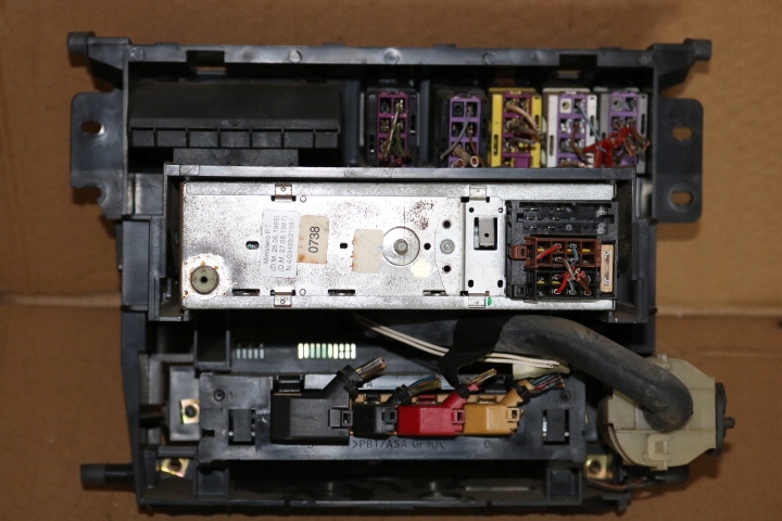 фото №2, Audi a4 b5 панель середній рамка радіо кондиціонер світло протитуманні комплект